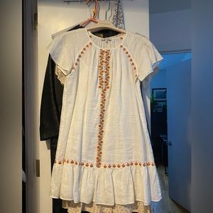 Madewell white with flower embroidery Mexican style minidress